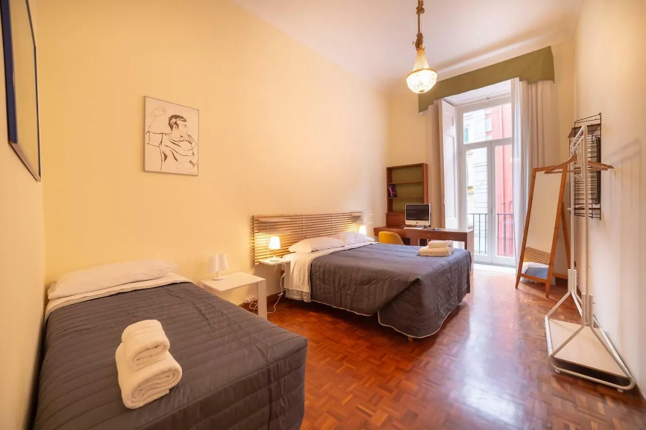 The Dante Apartment By Houseinنابولي إيطاليا